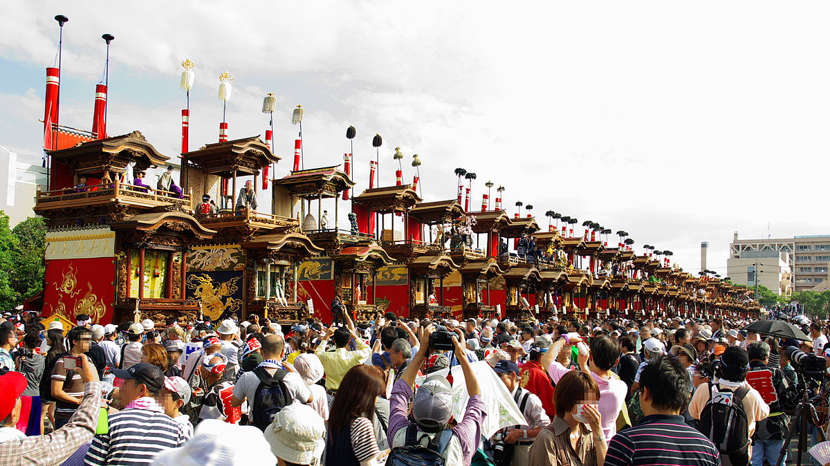 1200px-121006_Handa_Dashi_Matsuri_1