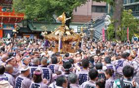 神田祭 神輿宮入.jpg