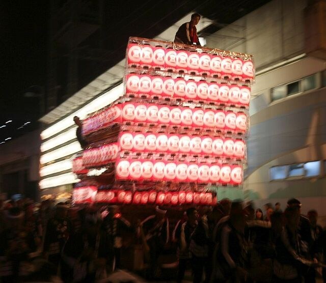 岸和田だんじり祭 灯入れ曳行