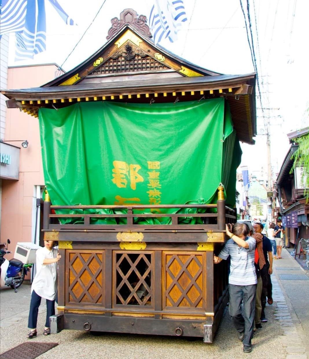 郡上おどり 屋形送り